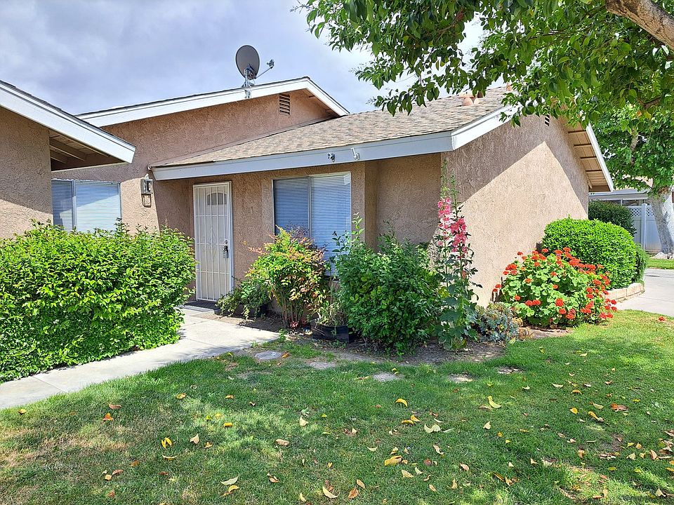 1st image of 44660 La Paz Rd