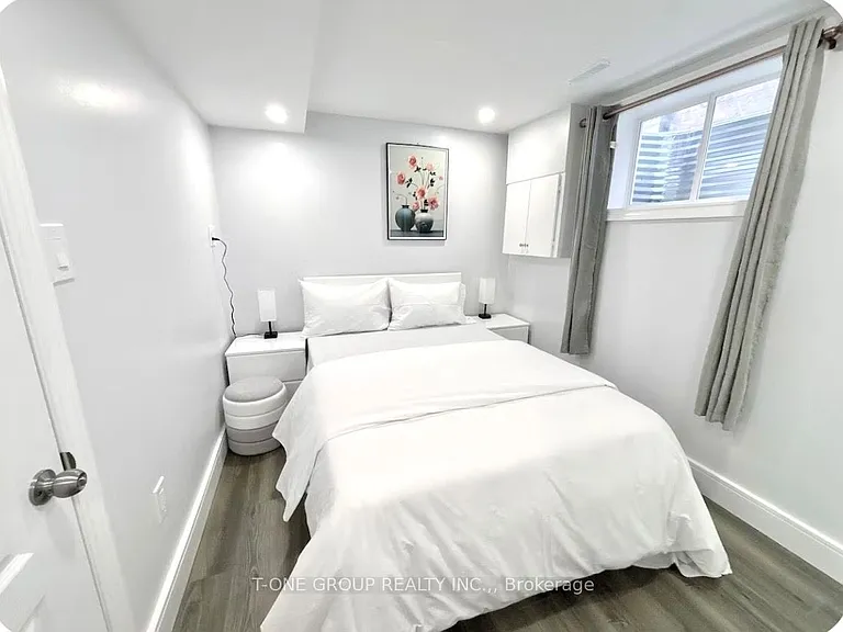27 Brimstone Cres — Photo 3