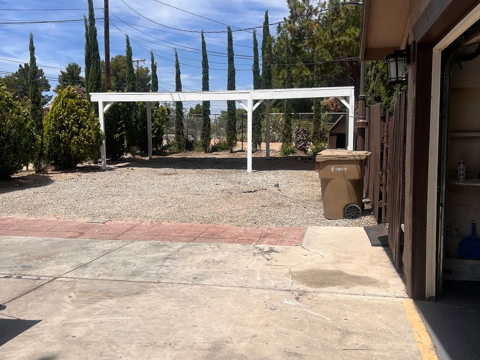 Yucca St, Hesperia — Photo 3