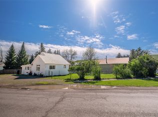 332 2nd Ave S, Belt, MT 59412