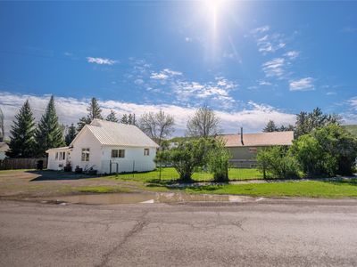 332 2nd Ave S, Belt, MT, 59412