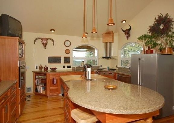 4th image of 16950 Sonshine Ln