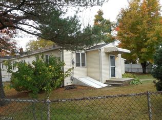 34 Obal Ave, Elmwood Park, NJ
