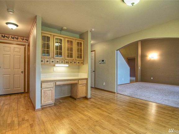 5th image of 8135 Pearl Ct SE
