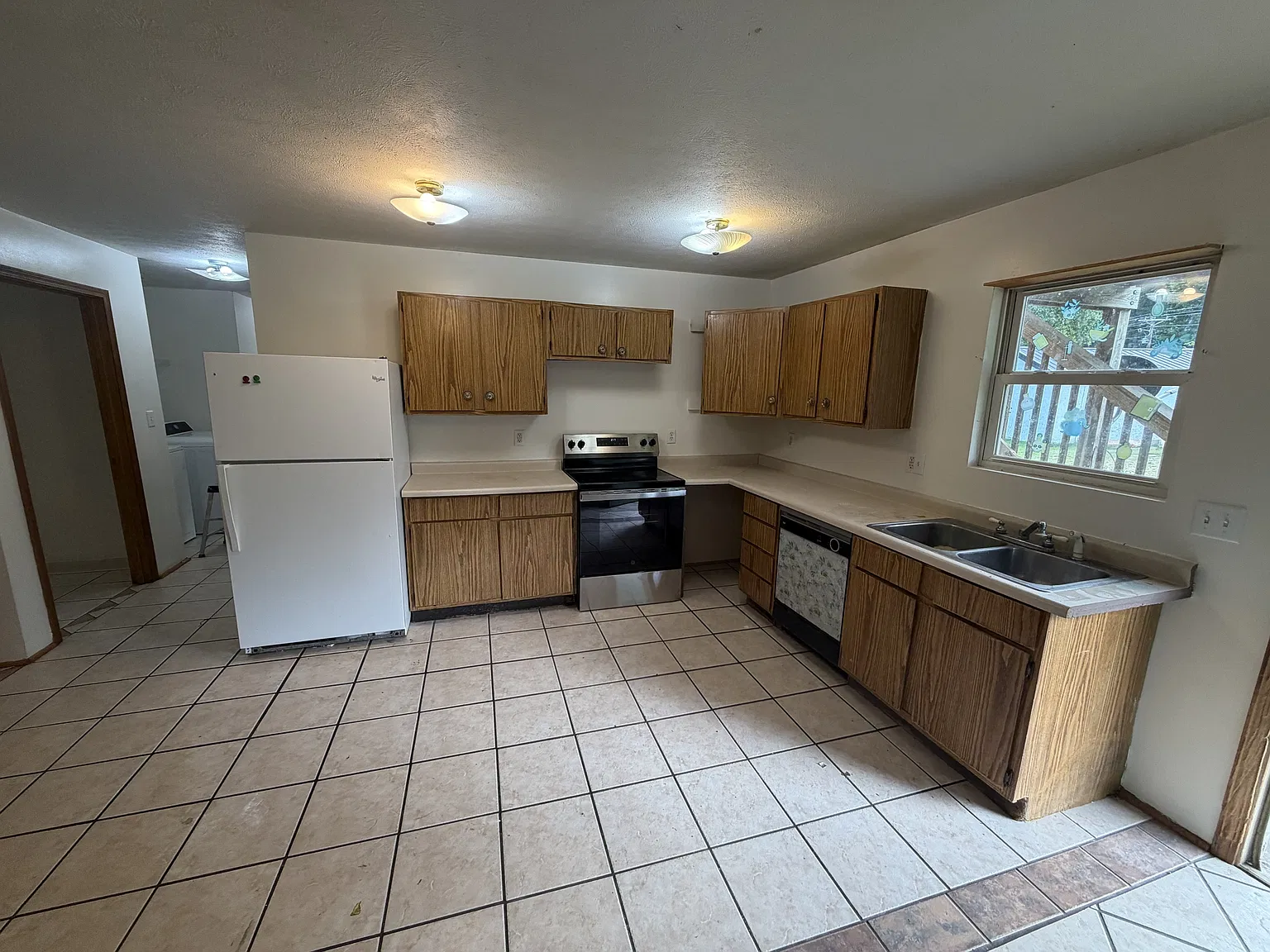 4479 E Shore Dr — Photo 2