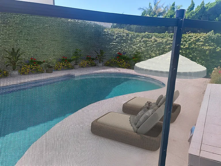 Beautiful pool, maintained by owner, virtually staged.