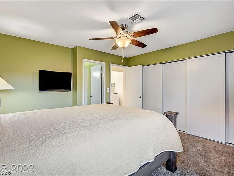 760 Thousand Oaks Dr — Photo 18