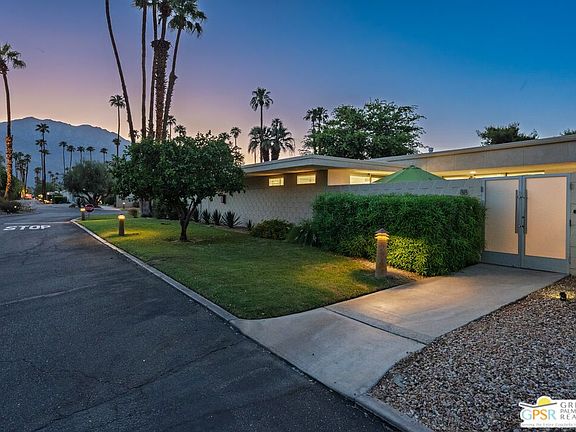 3rd image of 88 Desert Lakes Dr