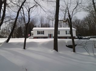 12 Boxbaum Rd, Huguenot, NY 12746