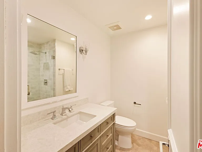 300 N Swall Dr #354 — Photo 34