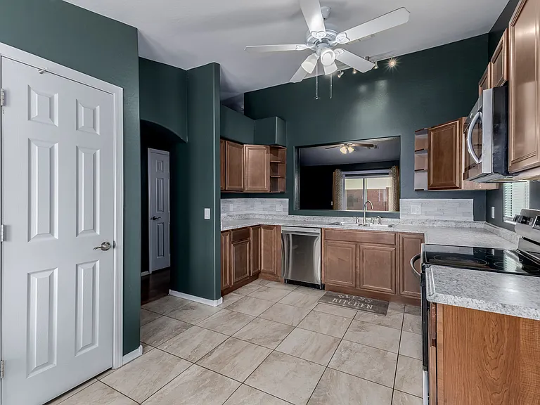 8520 W Palm Ln #1091 — Photo 11