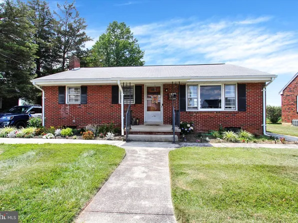 670 Littlestown Rd, Littlestown, PA 17340