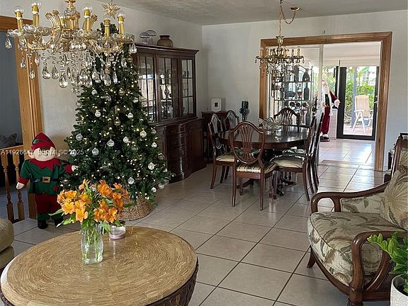 2nd image of 4635 SW 95th Ave