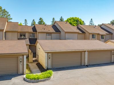5206 Richard Run, West Bloomfield, MI, 48322
