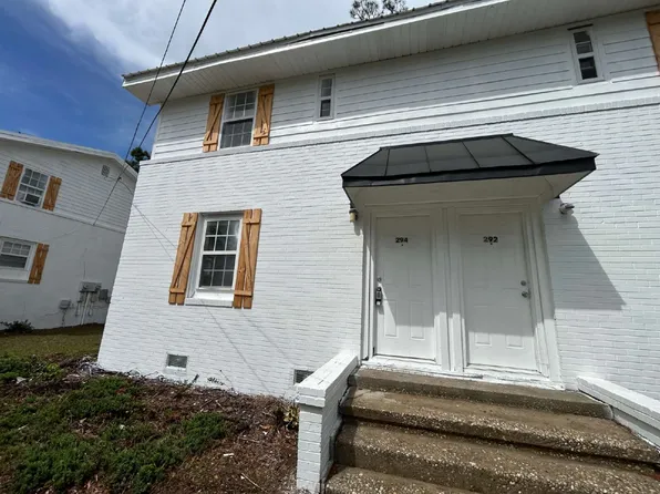 294 Pleasant St, Hinesville, GA 31313