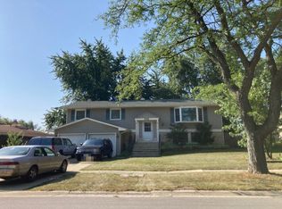 513 Cumberland Ln, Bolingbrook, IL