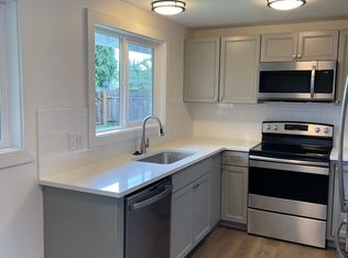 409 Eastfield Dr, Oregon City, OR