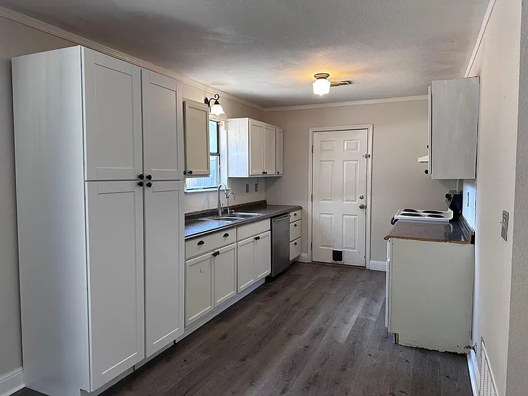 298 Lamaloa Ln — Photo 5