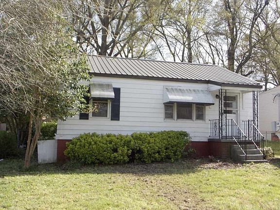 2nd image of 1115 Stonewall Ave