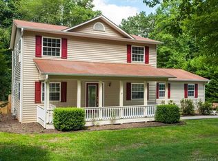 50 Bowman Ridge Rd, Hendersonville, NC 28739