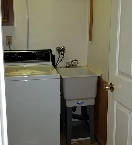 131 Court St — Photo 18