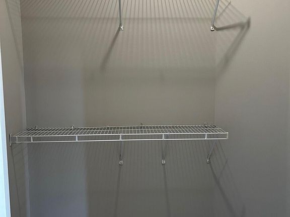 5th image of 224 Wray Ct APT 22
