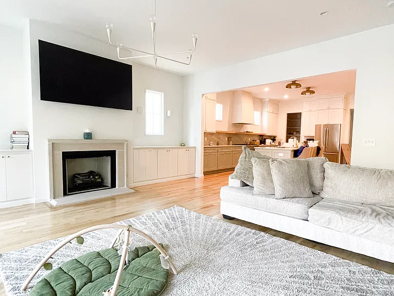 4116A Eden Ave — Photo 7