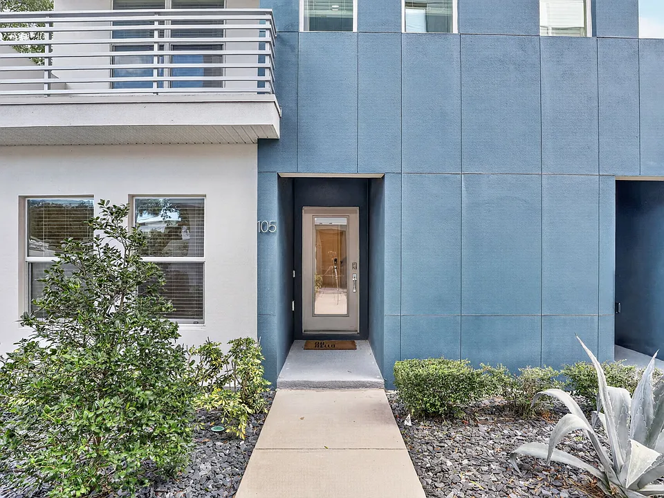 105 Grant St #1
