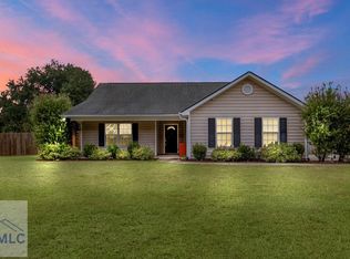 760 Parish Loop NE, Hinesville, GA 31313