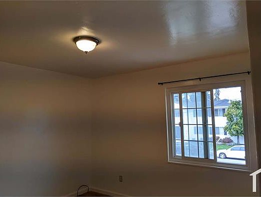 2nd image of 261 Warren Ave #261