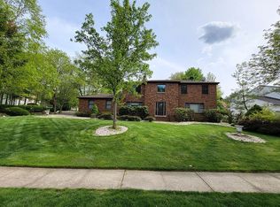 15 Vanderwater Ct, East Brunswick, NJ 08816