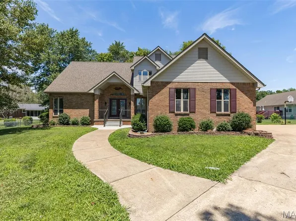 532 Loretta Ct, Farmington, MO 63640