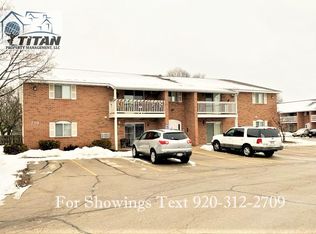 209 Joseph Ct APT 8, Neenah, WI 54956