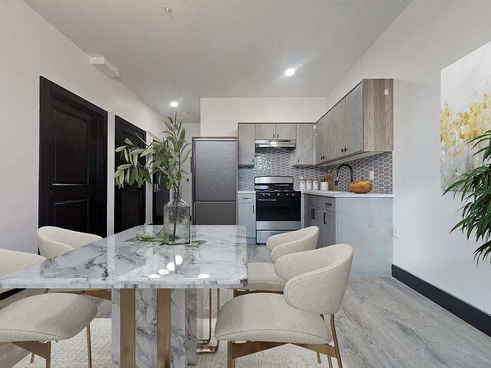 11 Thomas St #21