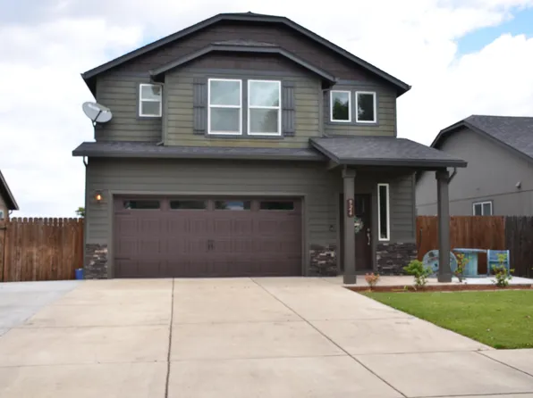 924 Pendleton Dr, Medford, OR 97501