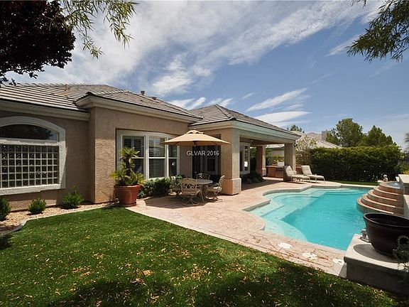 5th image of 9613 Queen Charlotte Dr