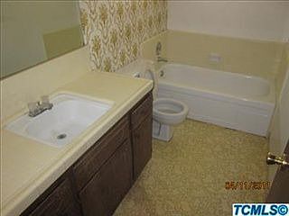 5th image of 11152 Beverly Dr