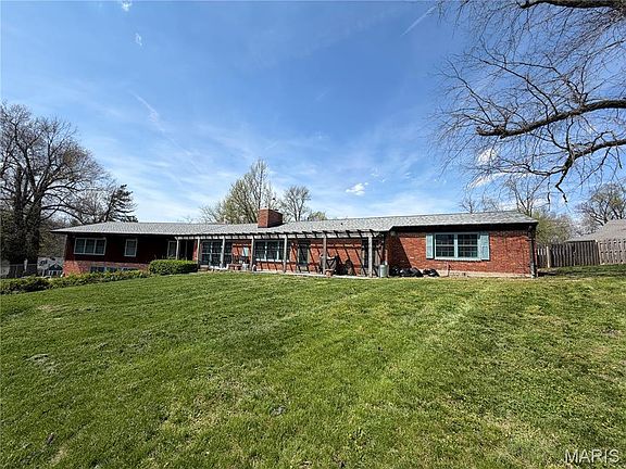 4th image of 3254 Saint Marys Ave
