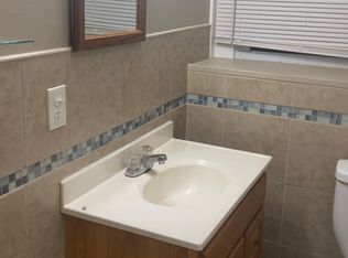 251 Sayles Ave FLOOR 1, Pawtucket, RI 02860