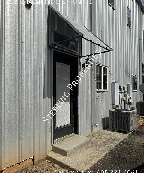 208 Chalmette Dr #1 — Photo 31