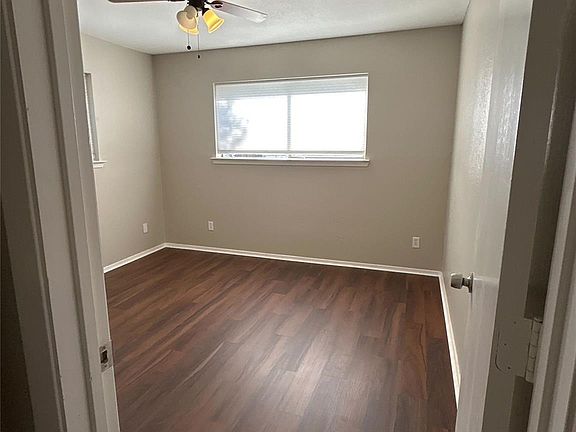 4th image of 4911 Maryanna Way #1
