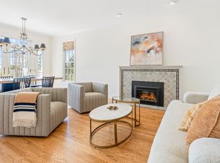 9021 NW Bartholomew Dr, Portland, OR 97229
