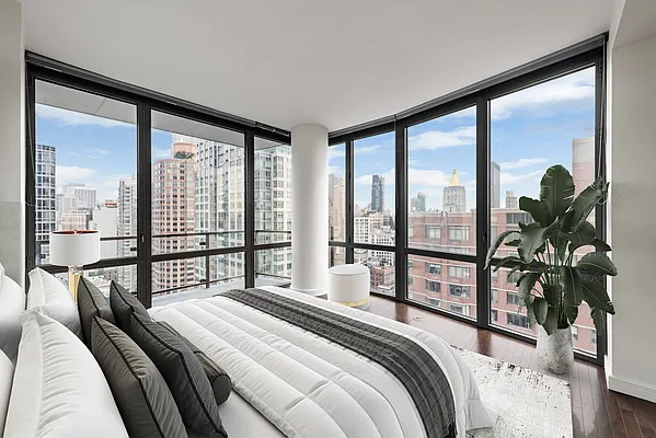 Rented by Compass | media 31