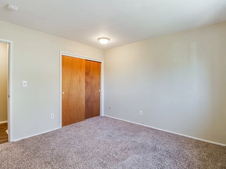 723 W Shiawassee St — Photo 12