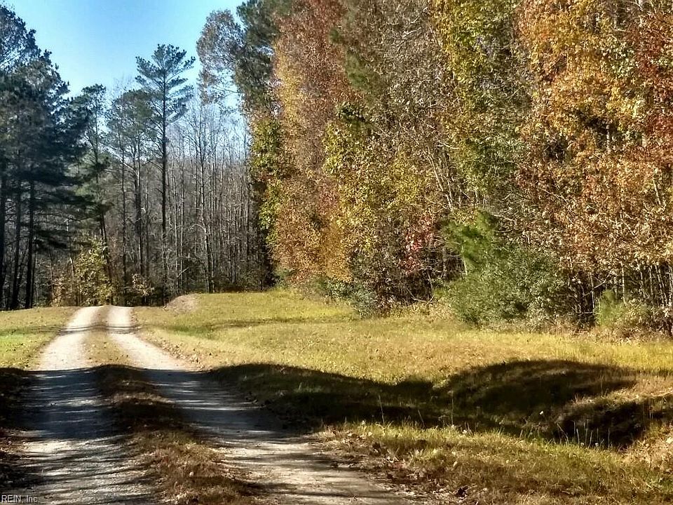 2nd image of LOT 32 Old Cabin Ln Lot 32
