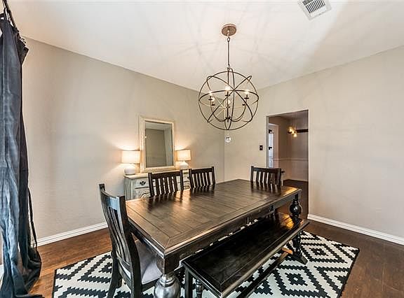 5th image of 4920 Spanishmoss Dr