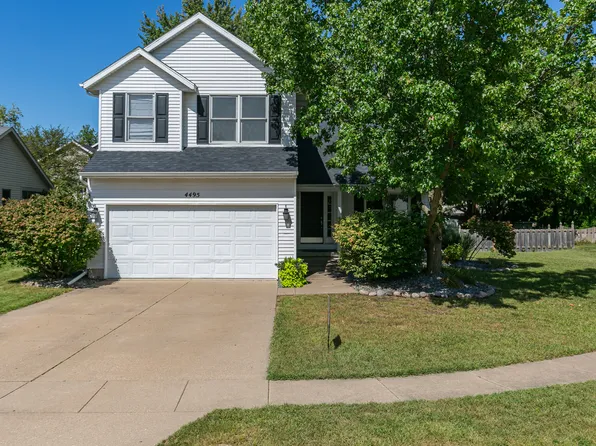 4495 34th Street Ct, Bettendorf, IA 52722