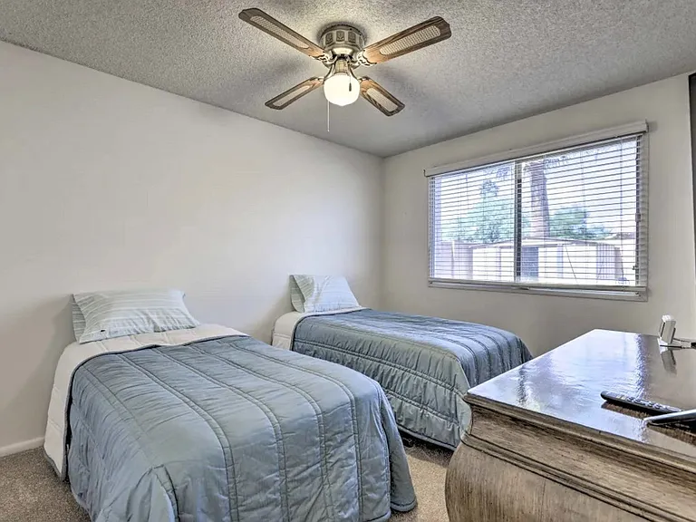 600 E Palm St — Photo 15