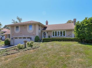 21 W Rand Rd, Villa Park, IL 60181