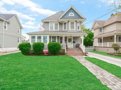 28 Union Place, Lynbrook, NY, 11563